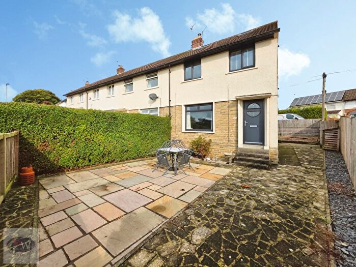 3 Bedroom Town House For Sale In Parkway, Baildon, Shipley, BD17