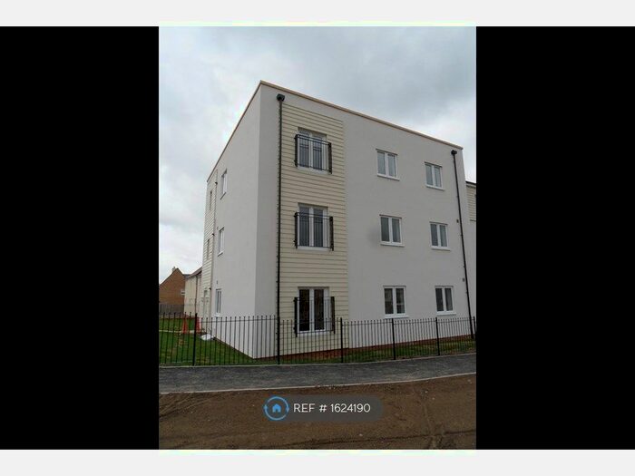 2 Bedroom Flat To Rent In Great Mead, Yeovil, BA21