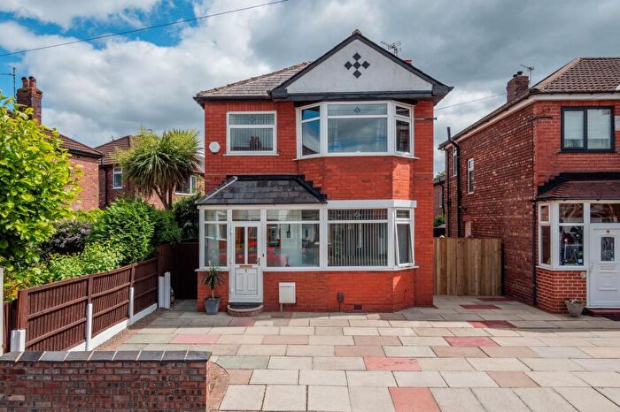 3 Bedroom Detached House For Sale In Mona Avenue, Stretford, M32