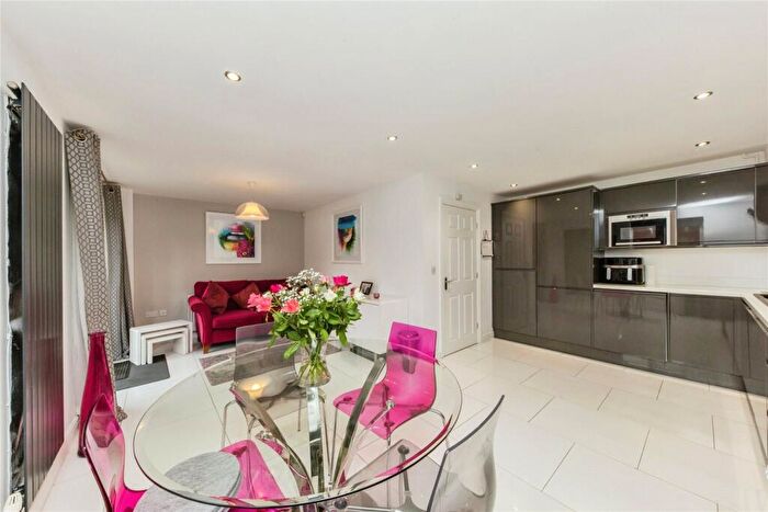 4 Bedroom Detached House For Sale In Talbot Way, Nantwich, Cheshire, CW5