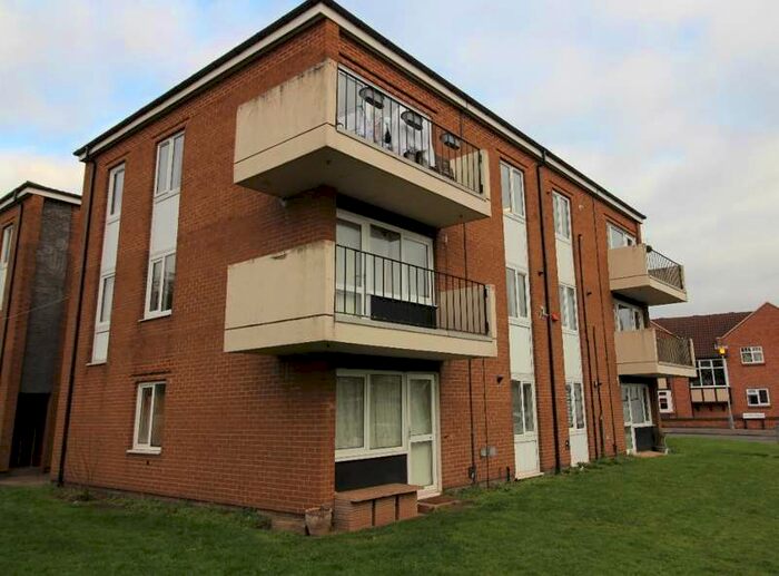 2 Bedroom Apartment To Rent In Talbot Court Radcliffe-on-trent, NG12