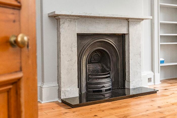 2 Bedroom Flat To Rent In Warrender Park Road, Marchmont, Edinburgh, EH9