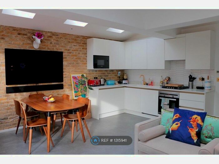 2 Bedroom Flat To Rent In London, London W9