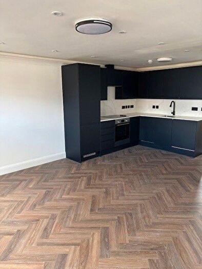 Studio To Rent In Church Road, London, W3