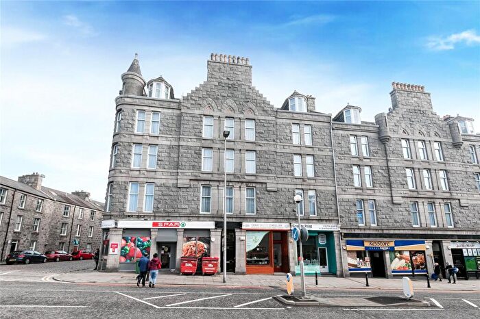 3 Bedroom Flat To Rent In Rosemount Viaduct, Aberdeen, AB25