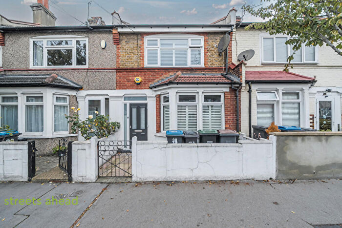 2 Bedroom Terraced House For Sale In Sutherland Road, Croydon, CR0