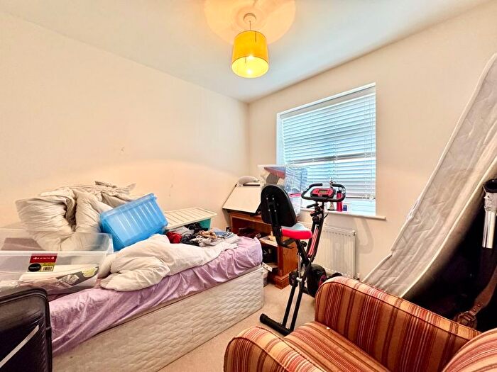 3 Bedroom Terraced House For Sale In Anvil Place, Sutton Coldfield, B75
