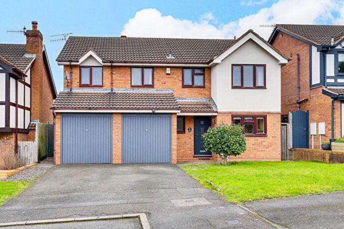 5 Bedroom Detached House For Sale In Barndale Close, West Bridgford, NG2