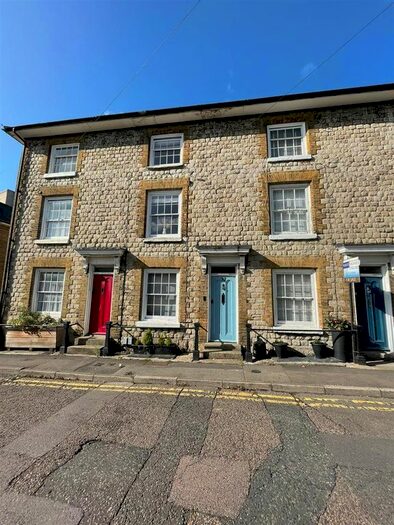 1 Bedroom Flat To Rent In Wyatt Street, Maidstone, ME14