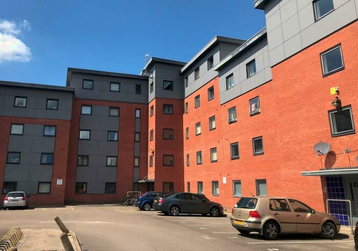 2 Bedroom Apartment To Rent In The Linen Quarter, Manchester, M15
