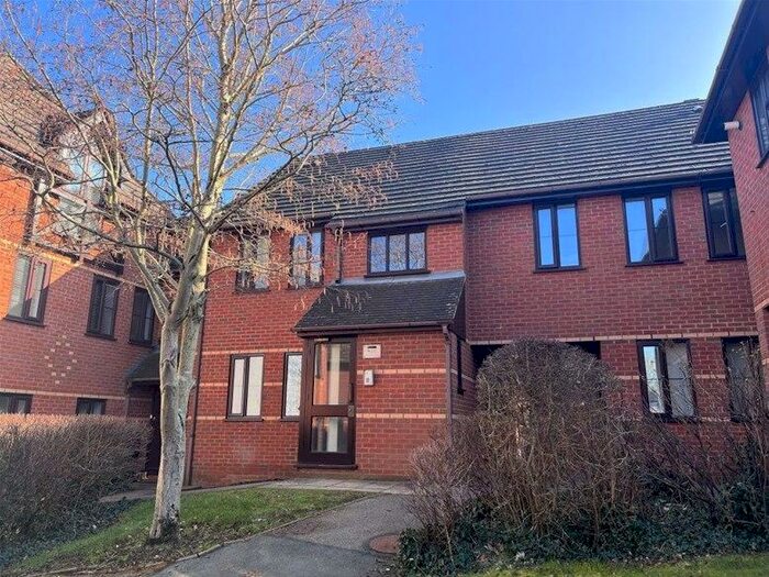 1 Bedroom Flat To Rent In Balfour Court, Station Road, Harpenden, AL5