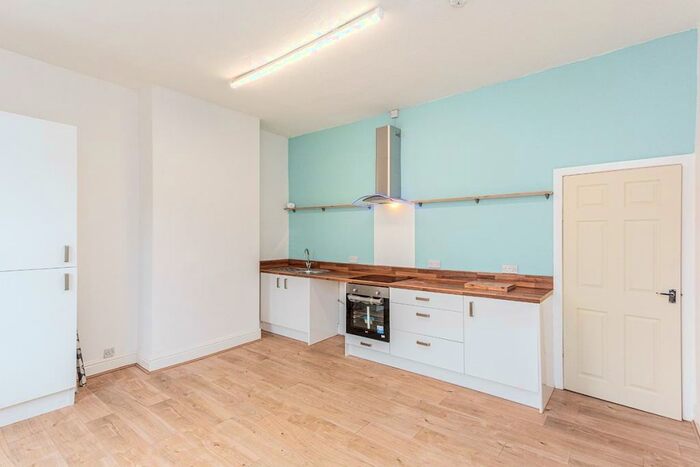 2 Bedroom Apartment To Rent In Cambridge Road, Blackpool, FY1