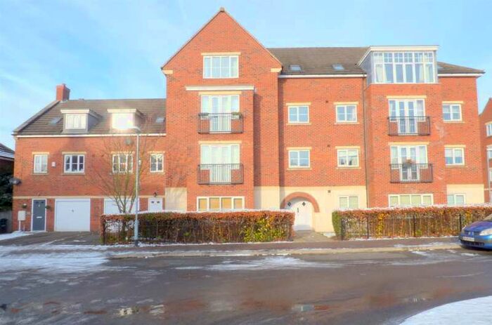 2 Bedroom Apartment To Rent In Edison Way, Arnold, NG5