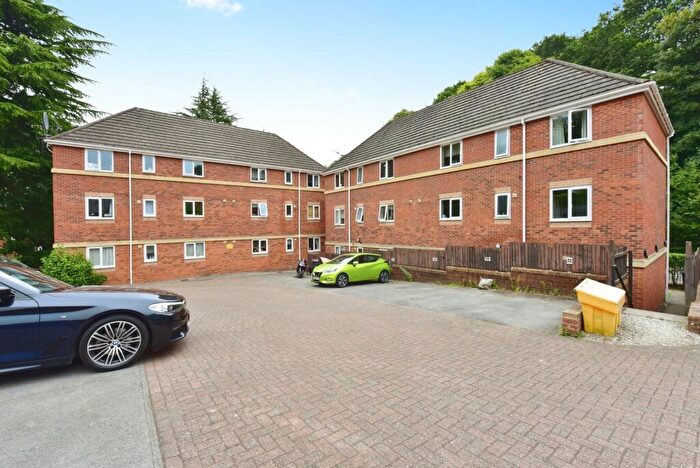 2 Bedroom Flat For Sale In Middlewood Drive, Sheffield, S6