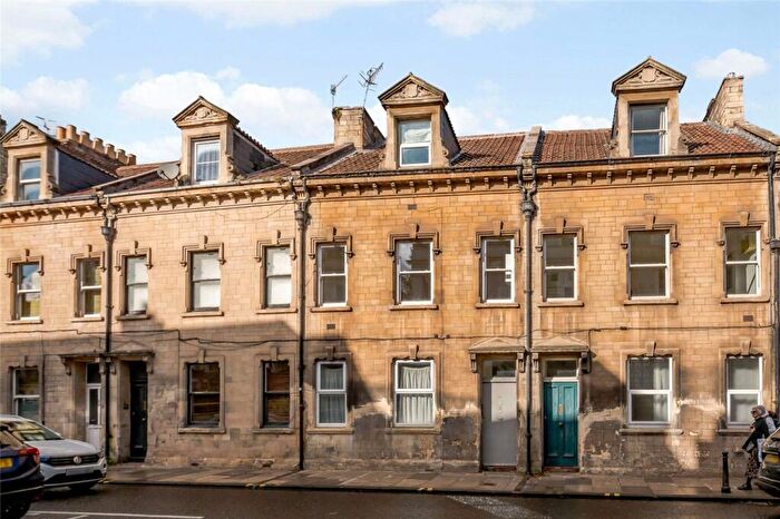2 Bedroom Apartment To Rent In Anglo Terrace, Bath, BA1