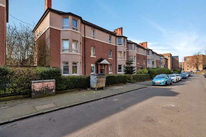 2 Bedroom Flat For Sale In Larchfield Avenue, Glasgow, G14