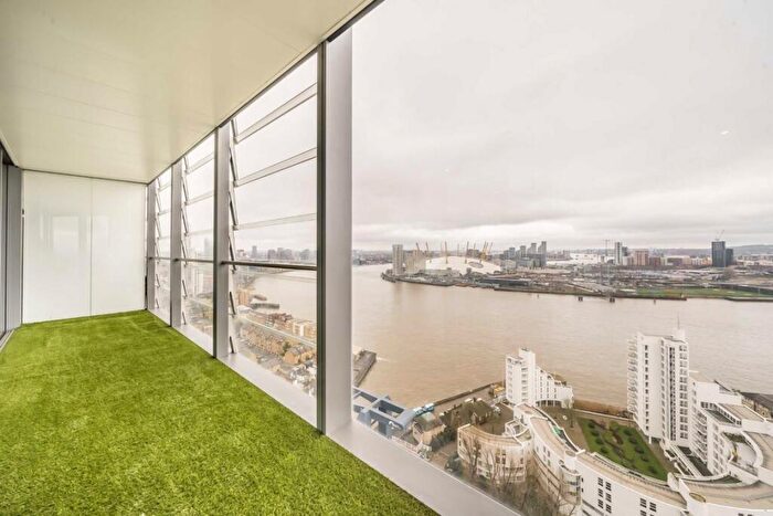 3 Bedroom Flat To Rent In Dollar Bay Place, Canary Wharf, E14