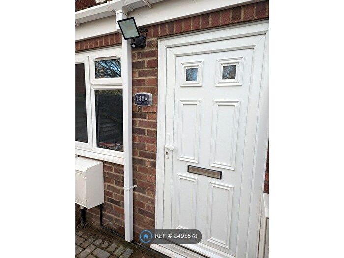 3 Bedroom Semi-Detached House To Rent In Uxbridge Road, Southall, UB1