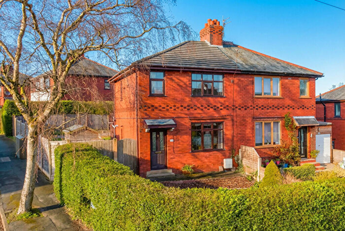 3 Bedroom Semi Detached House For Sale In Priory Lane, Penwortham, PR1