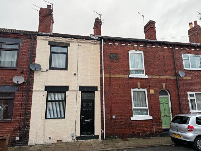 2 Bedroom Terraced House To Rent In George Street, Normanton, WF6