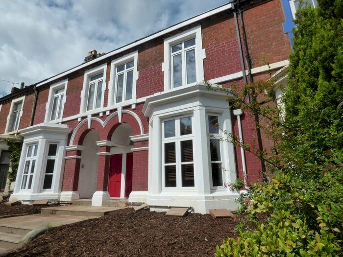 2 Bedroom Flat To Rent In Wolverhampton Road, Stafford, ST17