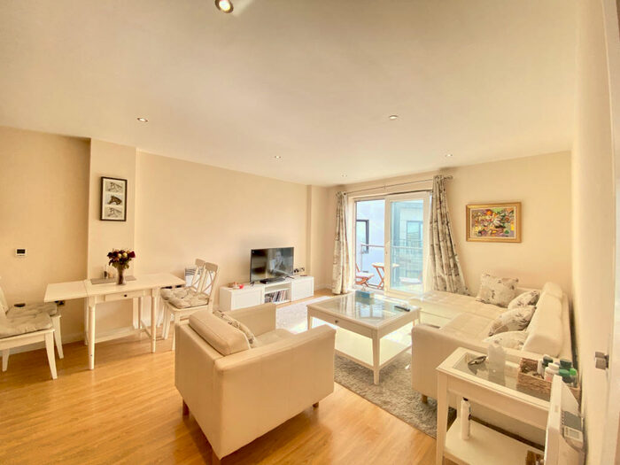 2 Bedroom Flat To Rent In Taylorson Street South, , Salford, M5