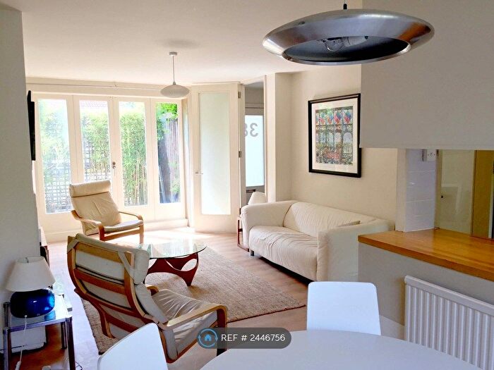 3 Bedroom Terraced House To Rent In Hillyard Street, London, SW9
