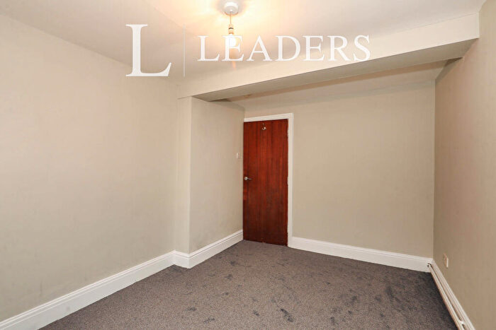 1 Bedroom Flat To Rent In Grange Court, ST6