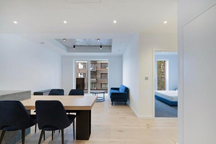 1 Bedroom Apartment To Rent In Hampden House, Goodluck Hope, London, E14