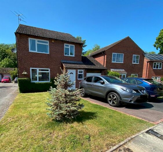 3 Bedroom Detached House For Sale In Giffard Drive, Welland, Malvern, WR13