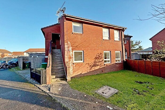 Flat To Rent In Templars Close, Bognor Regis, PO22