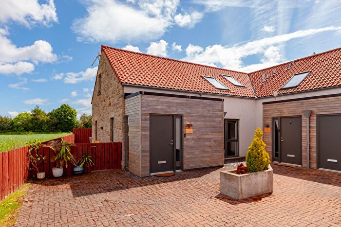 3 Bedroom End Of Terrace House For Sale In Totleywells Cottages, Winchburgh, EH52