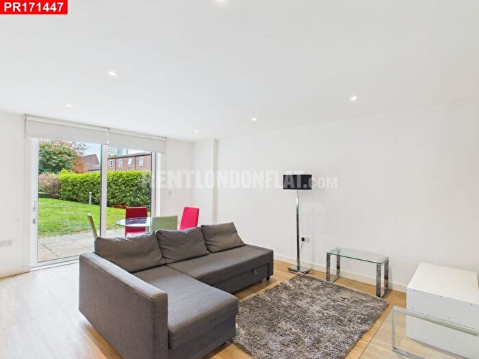 1 Bedroom Flat To Rent In Grand Canal Avenue, Surrey Quays, SE16