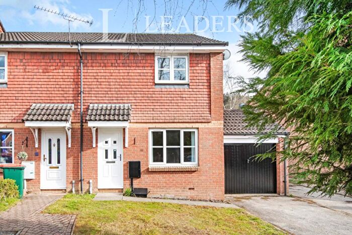 3 Bedroom Semi-Detached House To Rent In Bolton Road, Maidenbower, RH10