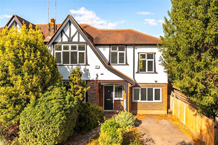 4 Bedroom Semi-Detached House For Sale In The Mall, Surbiton, KT6