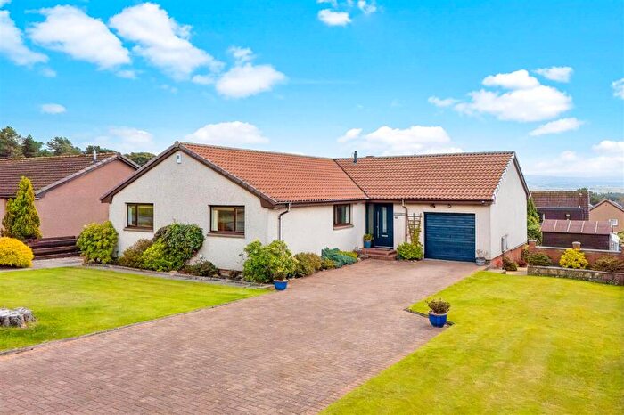 4 Bedroom Bungalow For Sale In Middlewood Park, Livingston, EH54