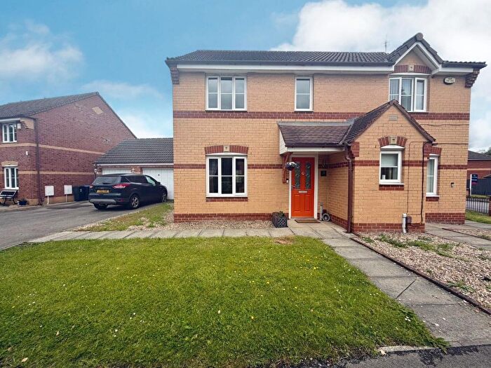 3 Bedroom Semi-detached House For Sale In Farthingale Way, Hemlington, Middlesbrough, TS8