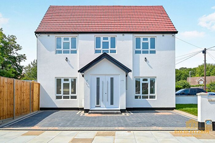 4 Bedroom End Terrace House For Sale In River Close, Ruislip, HA4