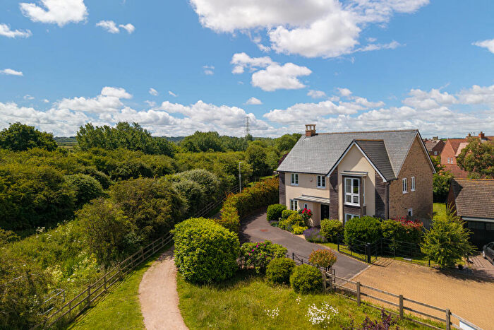 5 Bedroom Detached House For Sale In Little Field, Marston Park, MK43
