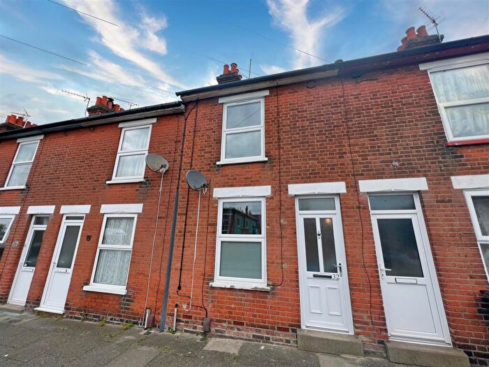 3 Bedroom Terraced House For Sale In Tennyson Road, Ipswich, IP4