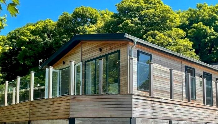 2 Bedroom Mobile/park Home For Sale In Weymouth, DT3