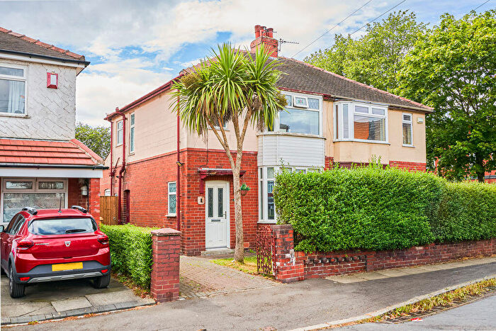 3 Bedroom Semi-Detached House For Sale In Haynes Street, Bolton, BL3