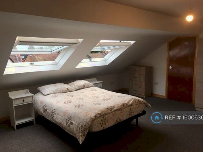 Studio To Rent In Mount Pleasant Road, London, N17