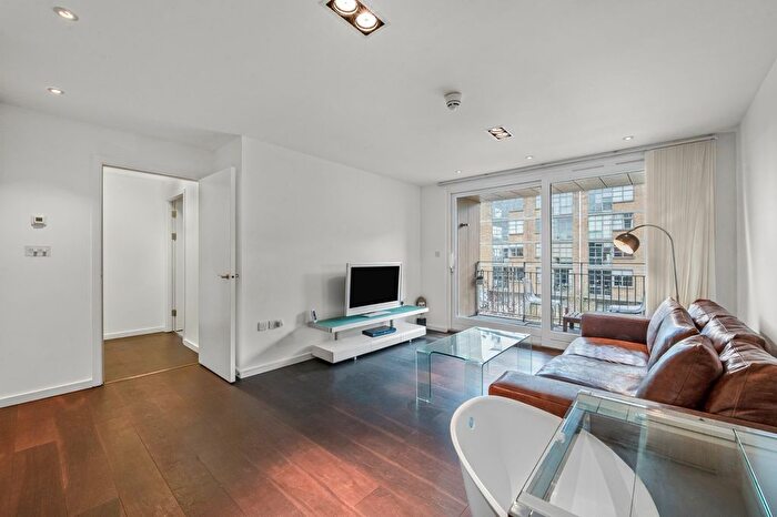 1 Bedroom Flat For Sale In Wharf Road, Islington, N1