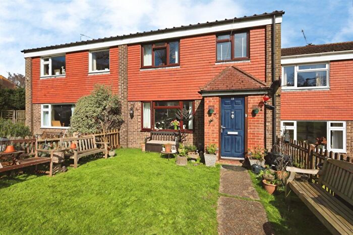 3 Bedroom Terraced House For Sale In Hayward Road, Lewes, BN7