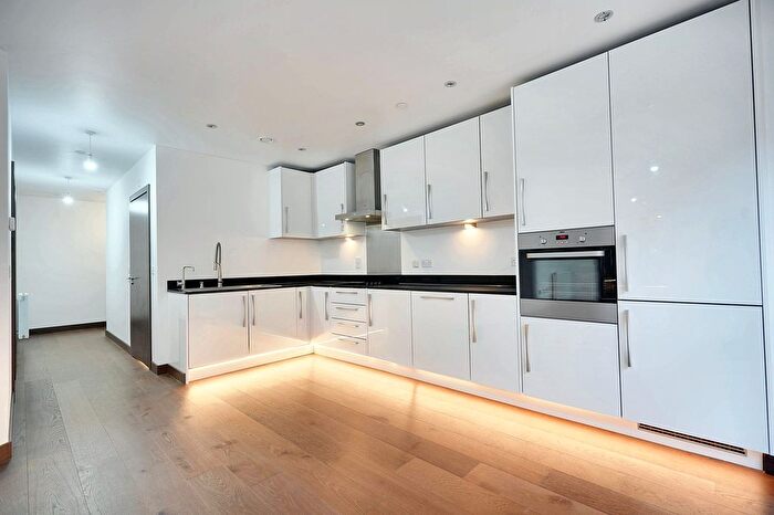 2 Bedroom Flat To Rent In Rosalind Drive, Amphion Place Rosalind Drive, ME14