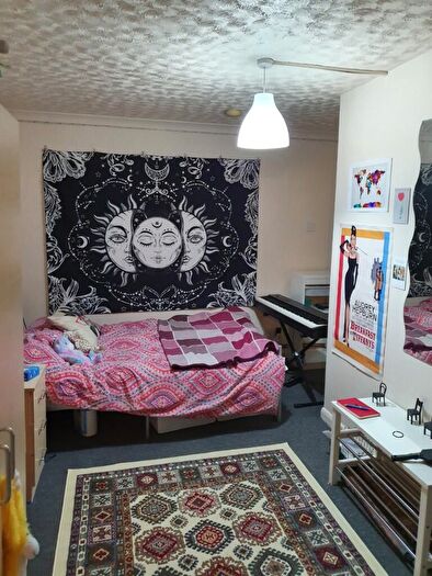 2 Bedroom Flat To Rent In Bristol Road, Birmingham, B29