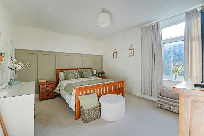 3 Bedroom Terraced House For Sale In Burgoyne Road, Walkley, Sheffield, S6