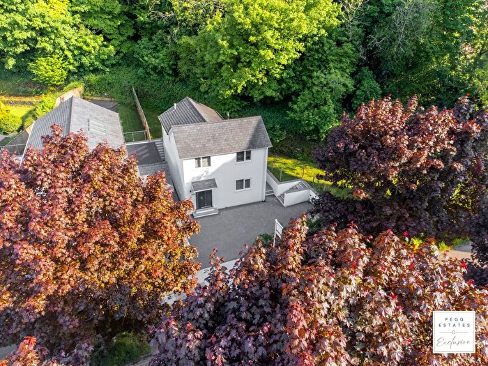 3 Bedroom Detached House For Sale In Broadsands Road, Paignton, TQ4