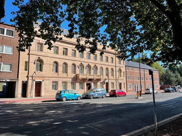 2 Bedroom Flat To Rent In Rockingham House, Bennetthorpe, Doncaster, South Yorkshire, DN2